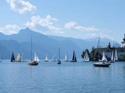 Sailboat Meetup scene